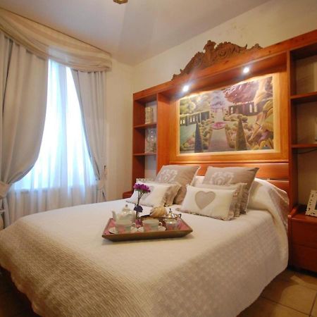 The Right Place 4U Domus Savelli Boutique Apartment Rom Exterior foto